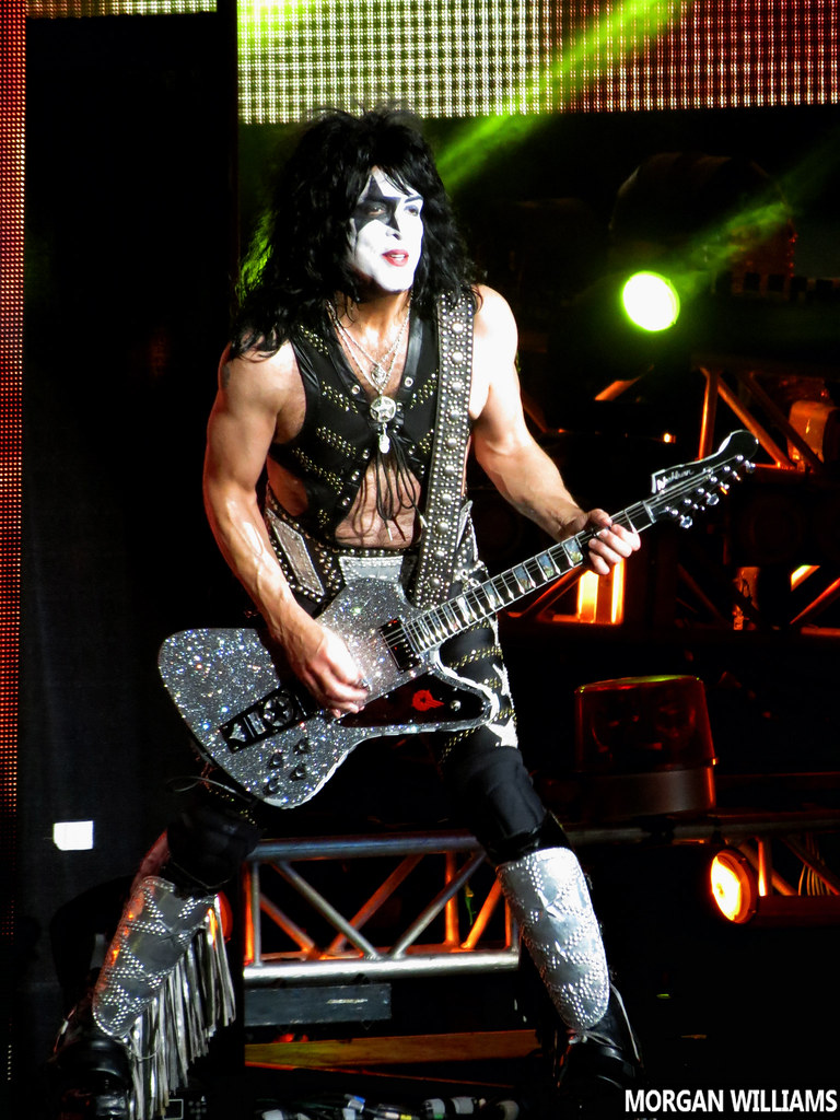 Kiss Coming to Wisconsin for it’s End of the Road Tour! 97.9 WSPT